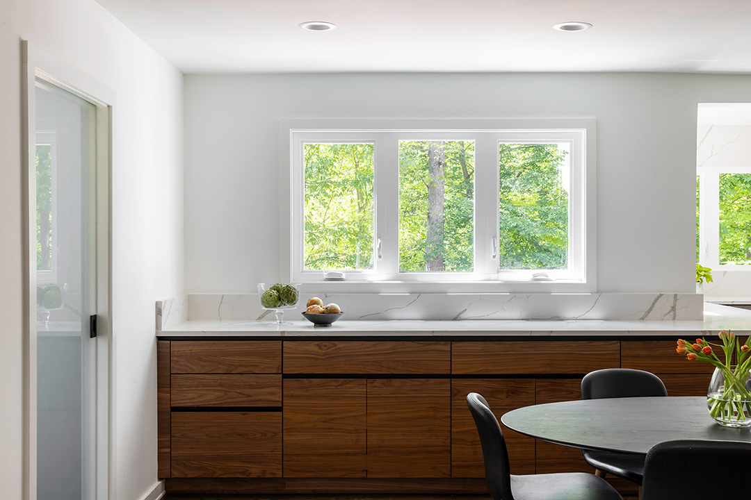 Modern Luxury Kitchen in McLean, VA – Where Views Take Center Stage